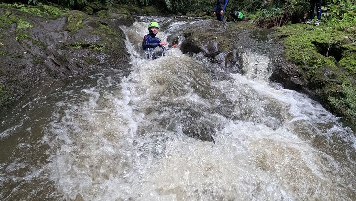 Waterfall Climbing without Ropes in Lomba de Sao Pedro, 3-Hour Small Group (3/11)