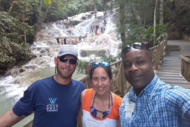 Private Dunn's River Falls Climb by Air-Conditioned Van from Ocho Rios Port or Hotels (6/6)