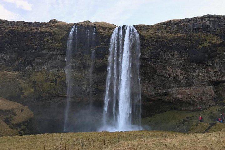 Italian-Guided South Coast Day Tour to Vík with Kvernufoss and Dyrhólaey Arch (7/7)