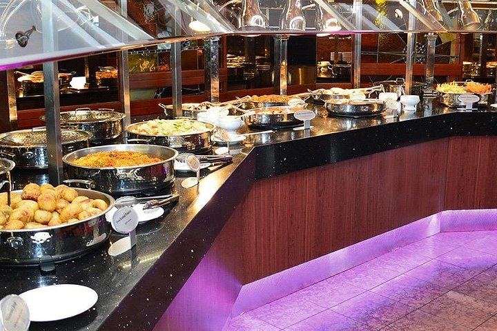 Toronto Full-Day Niagara Falls Tour with Hornblower Cruise, Maple Tasting and Fireworks (6/12)