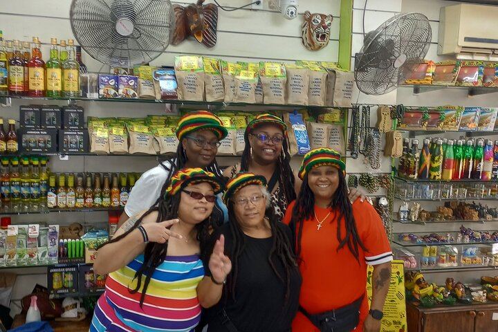 Private Dunn's River Falls Climb with Ocho Rios Sightseeing and Shopping (8/12)