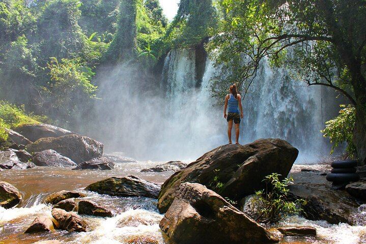 Phnom Kulen Day Tour by US Army Jeep from Siem Reap with Guide, Snack and Lunch (10/12)
