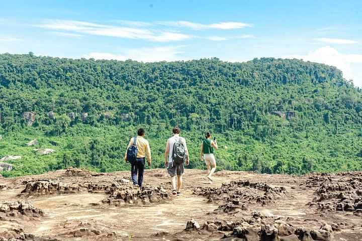 Phnom Kulen Day Tour by US Army Jeep from Siem Reap with Guide, Snack and Lunch (12/12)