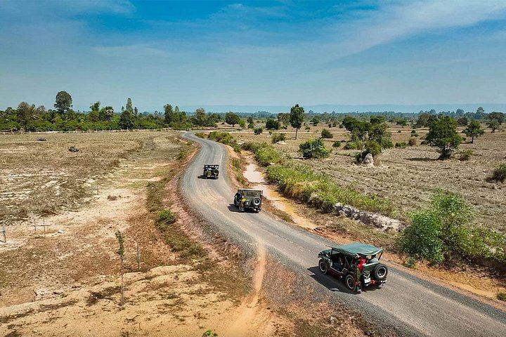 Phnom Kulen Day Tour by US Army Jeep from Siem Reap with Guide, Snack and Lunch (5/12)