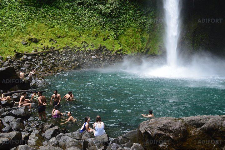 La Fortuna Waterfall Skip-the-Line Admission Ticket with River Trail and Viewpoint Access (1/12)