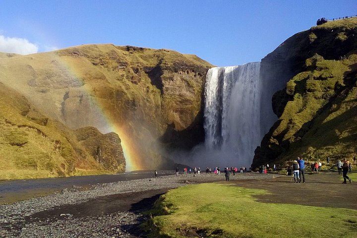 Private 9-Hour South Coast Tour with Gljufrabui, Solheimajokull and Vik Lunch Stop (1/12)