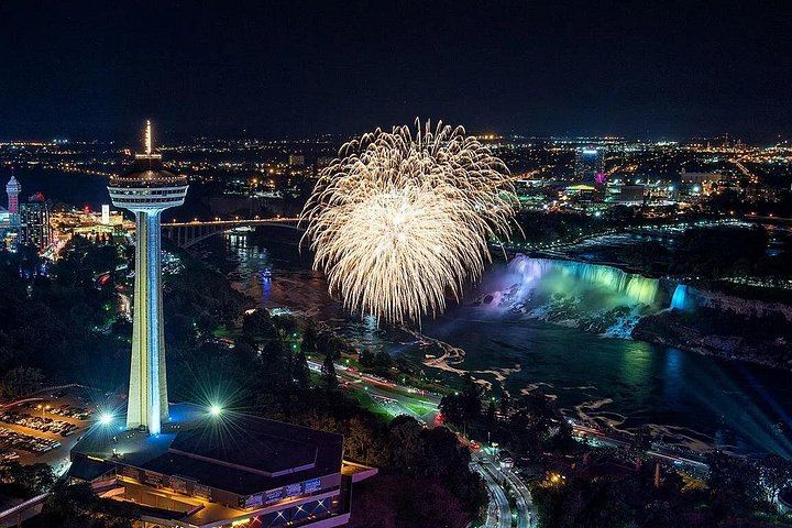 Toronto Winter Festival of Lights Bus Tour to Niagara Falls with Floral Clock and Chapel (9/12)