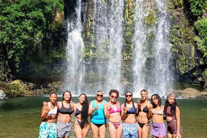 Family-Run Llanos de Cortés Swim, Bijagua Sloth Walk, Coffee and Chocolate Farm with Lunch (1/12)