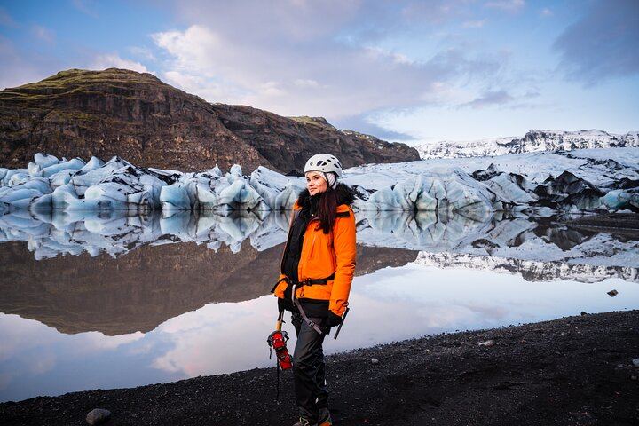13.5-Hour South Coast Tour with 1.5-Hour Beginner Glacier Hike, Small Group (8/12)