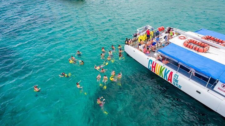 Dunn's River Falls Catamaran, Zipline and Snorkel Day with Chukka, Ocho Rios (4/11)