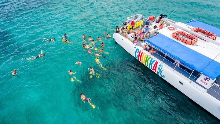 Dunn's River Falls Chukka Catamaran Cruise with Snorkel Stop from Ocho Rios (4/12)