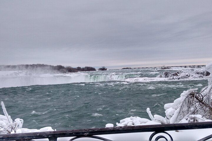 Private Custom Niagara Falls Tour from Toronto Area by Toyota Van with Driver-Guide (10/12)