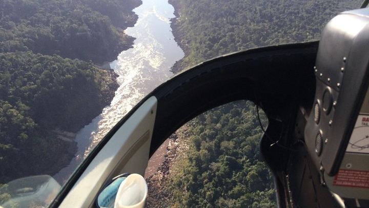 Helicopter Flight over Iguassu Falls with Hotel Pickup from Foz do Iguacu or Puerto Iguazu (4/12)