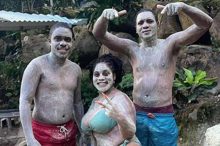 Private Dominica Waterfalls Tour with Autop Tours: Freshwater Lake to Morne Bruce (6/12)