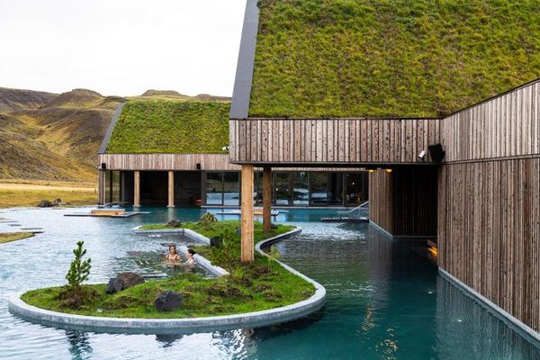 South Coast Waterfalls and Reykjaböð Hot Springs Day Tour with Entry and Towel