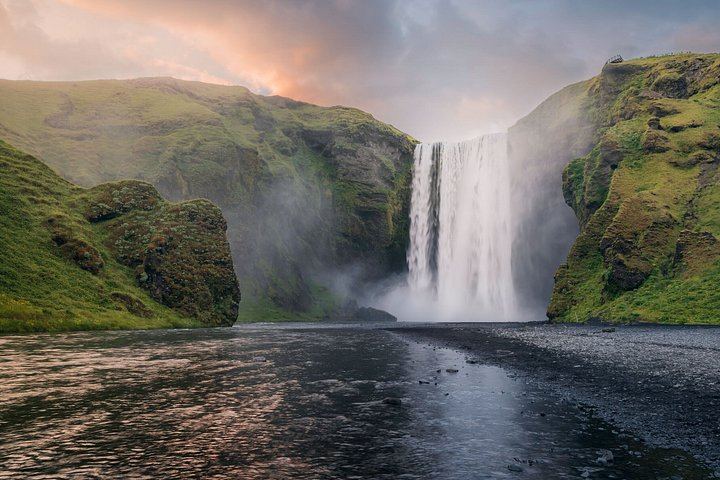 South Coast Waterfalls and Reykjaböð Hot Springs Day Tour with Entry and Towel (5/12)