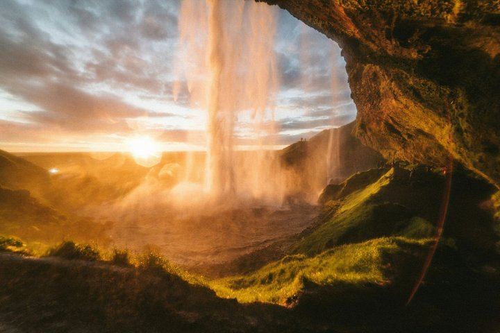 South Coast Waterfalls and Reykjaböð Hot Springs Day Tour with Entry and Towel (10/12)