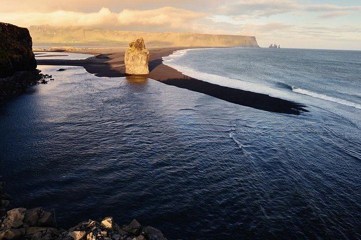 Dyrholaey Arch and Vik Troll Legend South Coast Minibus Day Tour, Max 17 (2/11)
