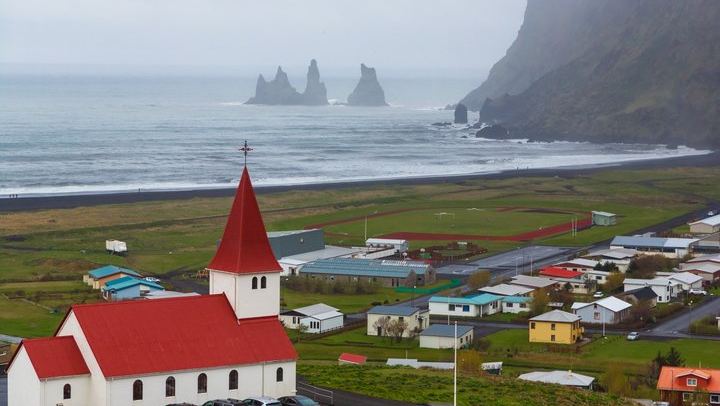 13.5-Hour South Coast Tour with DC-3 Plane Wreck Shuttle and Dyrholaey Views (4/12)