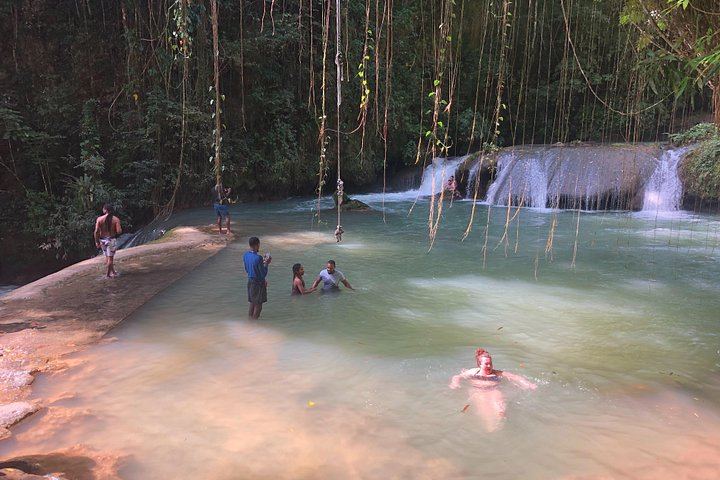 Transport-Only YS Falls Trip on Jamaica's South Coast, Entry Fee Not Included (1/3)