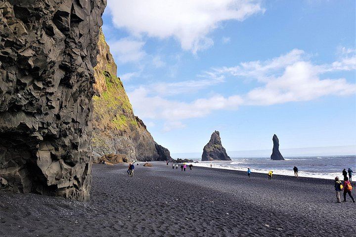 Private South Coast Day Tour for Up to 9 Passengers with Vik Lunch Stop (1/9)