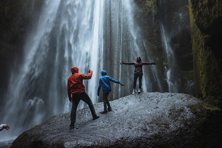 Private South Coast Tour in a Land Rover Defender with Photo Package, Reykjavik (3/12)