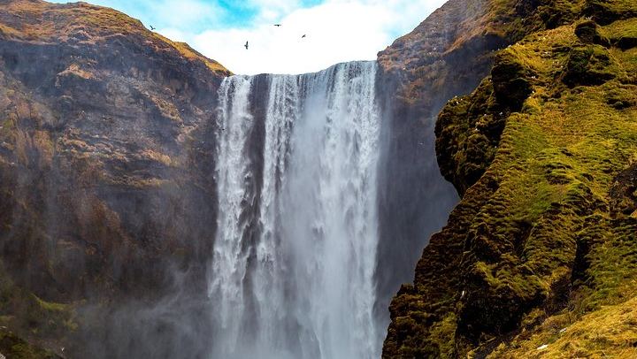 South Shore Adventure: Reynisdrangar Sea Stacks, Skogafoss and Seljalandsfoss (4/12)