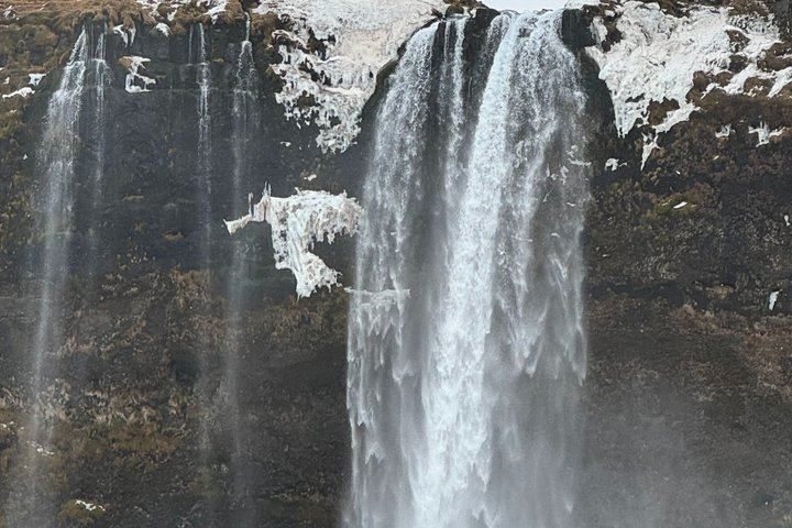 9-Hour South Coast Fire, Water and Ice Minibus Tour, No Bus Terminal Change (11/12)