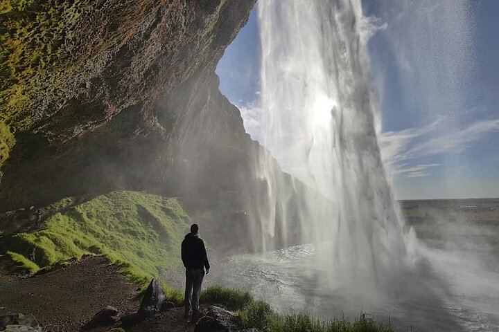 10-Hour Seljalandsfoss, Skogafoss and Black Beach Small-Group Day Tour (1/12)