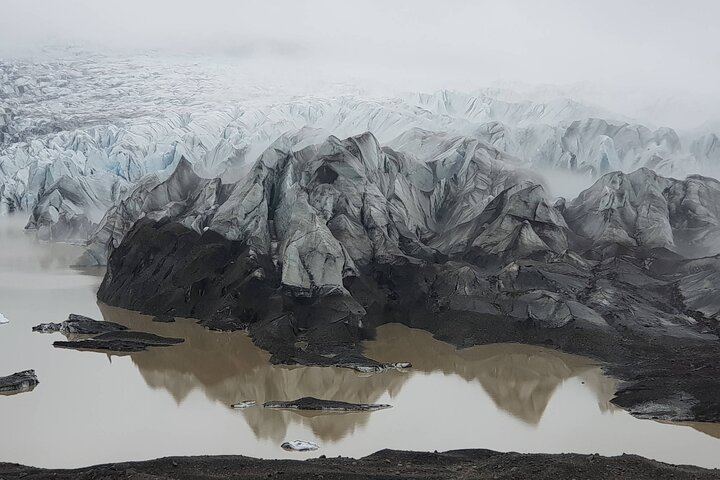 10-Hour Seljalandsfoss, Skogafoss and Black Beach Small-Group Day Tour (7/12)