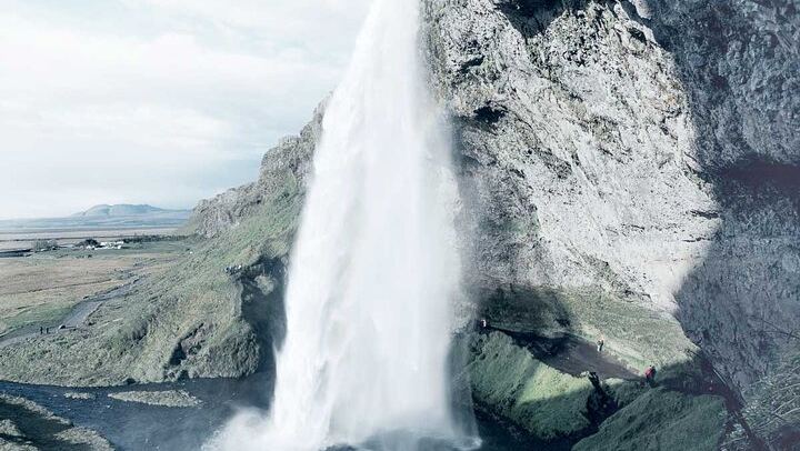 Vík Lava Show, Skógafoss and Seljalandsfoss South Coast Day Tour from Reykjavik (3/9)