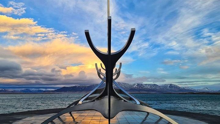 Private 8-Hour South Coast Tour: Seljalandsfoss, Skogafoss and Reynisfjara (3/3)