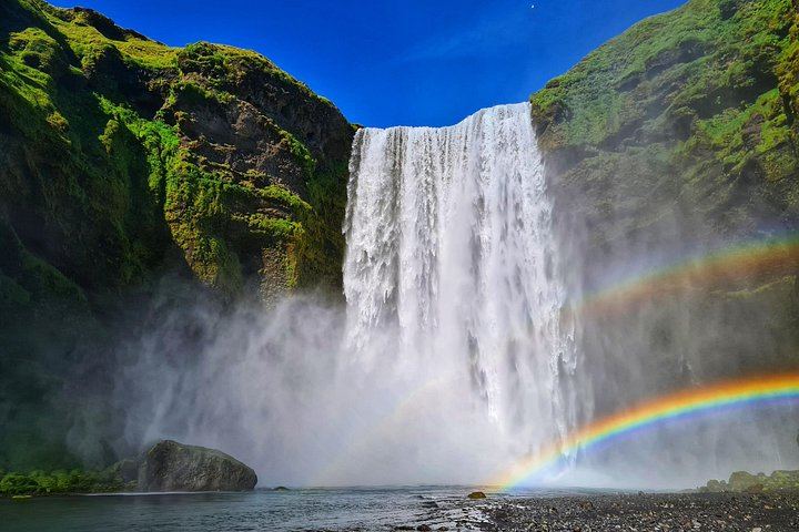 Private 8-Hour South Coast Tour: Seljalandsfoss, Skogafoss and Reynisfjara (2/3)