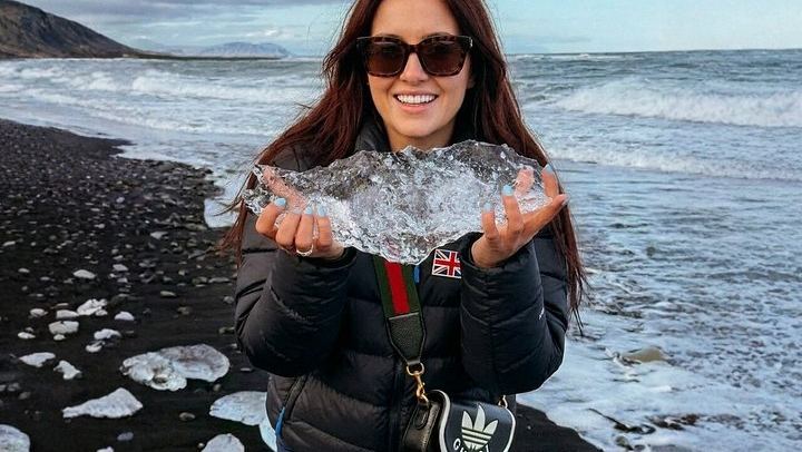 Private South Coast Day Tour to Jokulsarlon Glacier Lagoon and Diamond Beach (2/12)