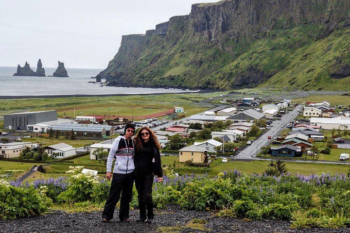 Private South Coast Day Tour to Jokulsarlon Glacier Lagoon and Diamond Beach (3/12)