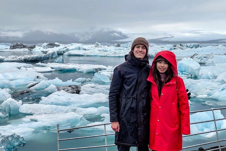 Private South Coast Day Tour to Jokulsarlon Glacier Lagoon and Diamond Beach (7/12)