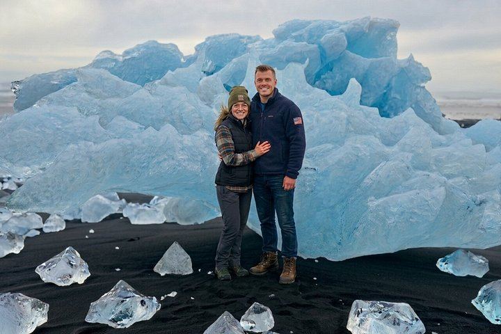 Private South Coast Day Tour to Jokulsarlon Glacier Lagoon and Diamond Beach (6/12)