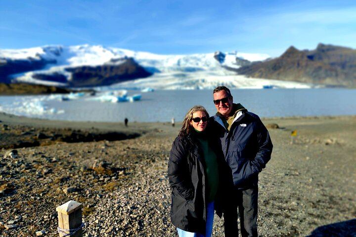 Private South Coast Day Tour to Jokulsarlon Glacier Lagoon and Diamond Beach (12/12)