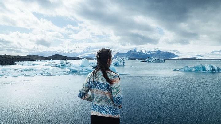 Jokulsarlon Iceberg Boat Cruise and South Coast Day Tour from Reykjavik BSI Terminal (1/12)