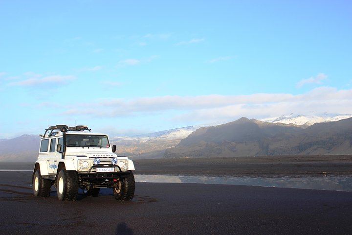 Superjeep Katla Ice Cave and South Coast Tour from Reykjavik, 6 Guests per Vehicle (4/6)