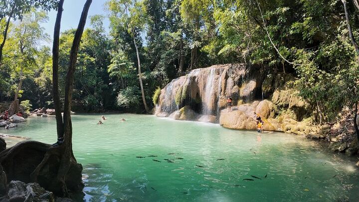 Erawan Falls, Hellfire Pass and Death Railway Train Day Tour from Kanchanaburi (1/12)