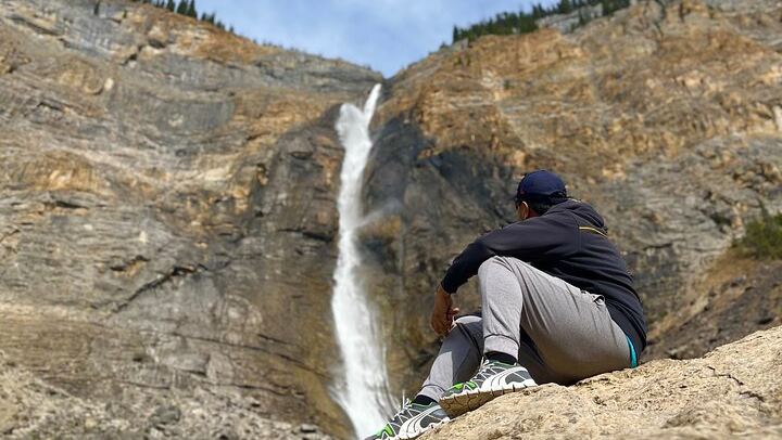 Lake Louise, Emerald Lake and Takakkaw Falls: Banff, Yoho and Kootenay Day Tour (1/12)