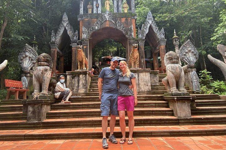 Phnom Kulen Waterfall Shared Day Tour with 1000 Lingas and Picnic Lunch (11/12)