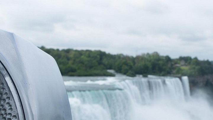 Niagara Falls Daredevil History Walk: Maid of the Mist and Timed Cave of the Winds (4/12)