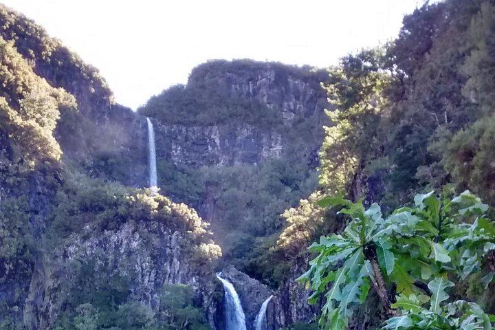 Rabaçal Valley Waterfall Walk: 25 Fontes, Risco Falls and Lagoa do Vento on Foot (3/7)