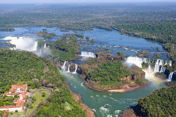 Private 2-Day Iguazu Falls Tour, Both Sides, Park Vehicle Access and Border Lane (10/12)
