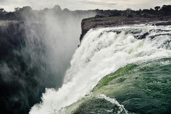Victoria Falls and Chobe 4-Day Stay With Zambezi Cruise and Chobe Day Trip