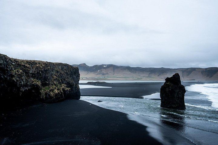 Guide-Led Private South Coast Tour: Gljufrabui, Dyrholaey Arch Viewpoint and Reynisfjara (4/12)