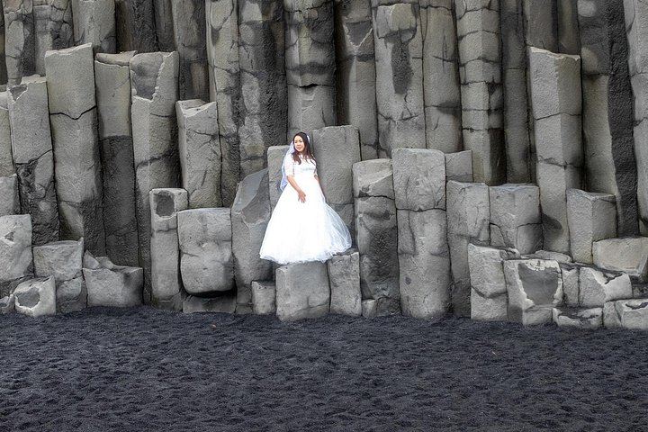 Guide-Led Private South Coast Tour: Gljufrabui, Dyrholaey Arch Viewpoint and Reynisfjara (5/12)