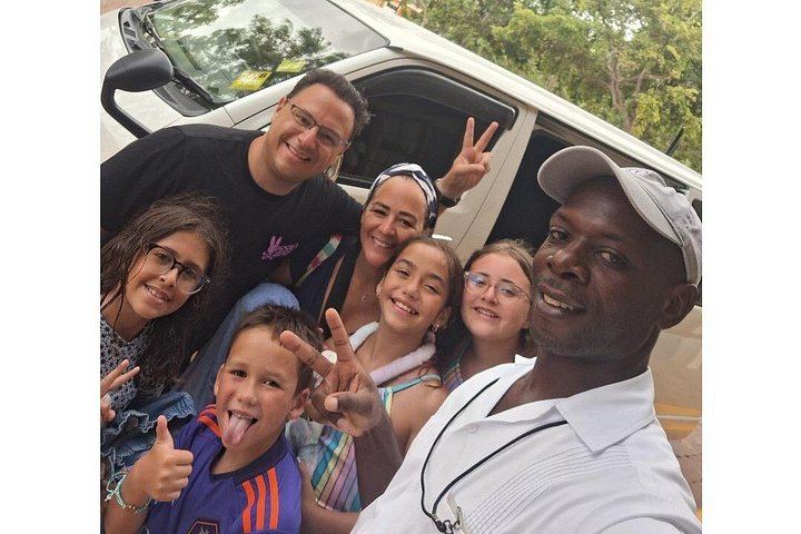 Private Vehicle Dunn's River Falls and Blue Hole Day Trip from Montego Bay and Falmouth (8/12)